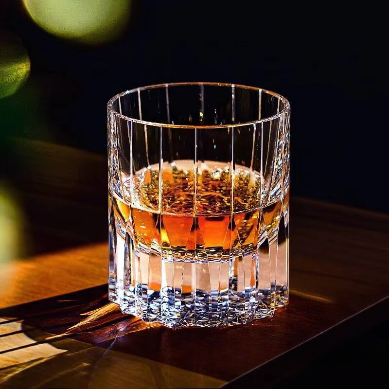Luxury Cut Crystal Starburst Whiskey Glass