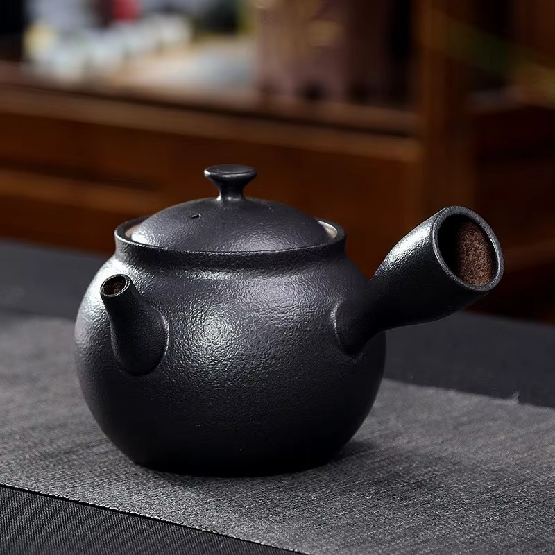 Traditional Asian Ceramic Handle Teapot 12oz
