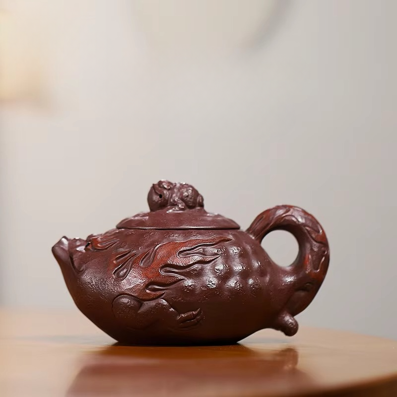 Unique Ceramic Teapot for Chinese Tea Ceremony