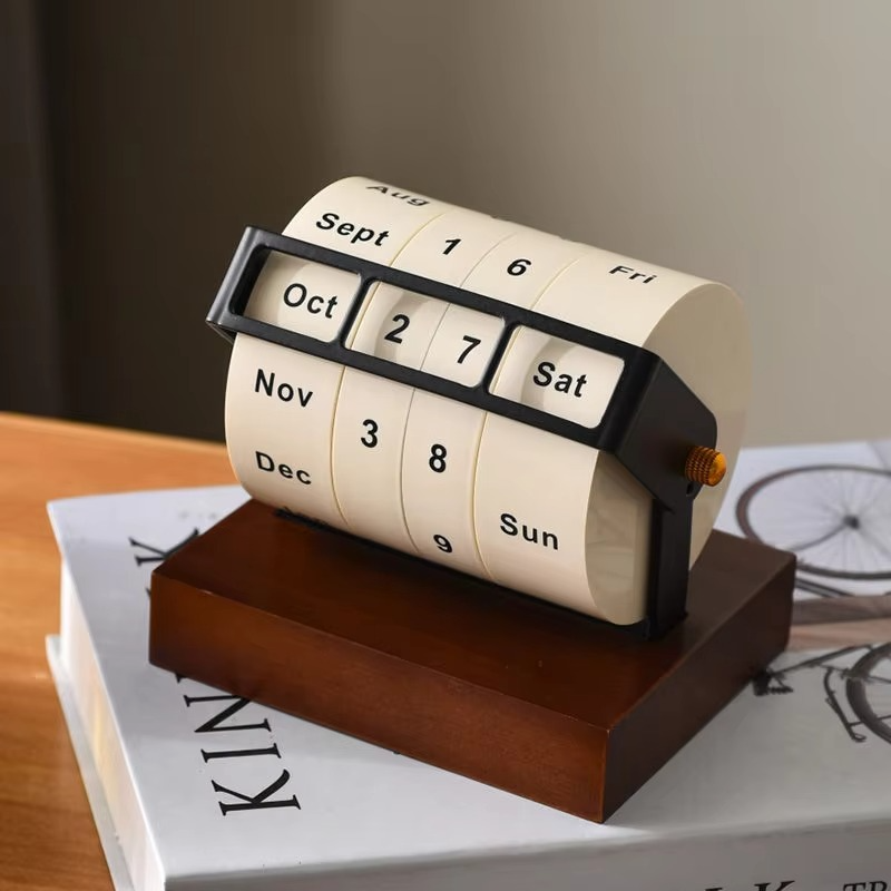 Daily Flip Desk Calendar with Rotating Date Display