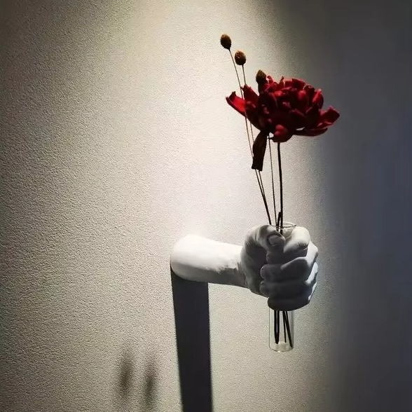 Stylish Abstract Wall Vase for Home Decor