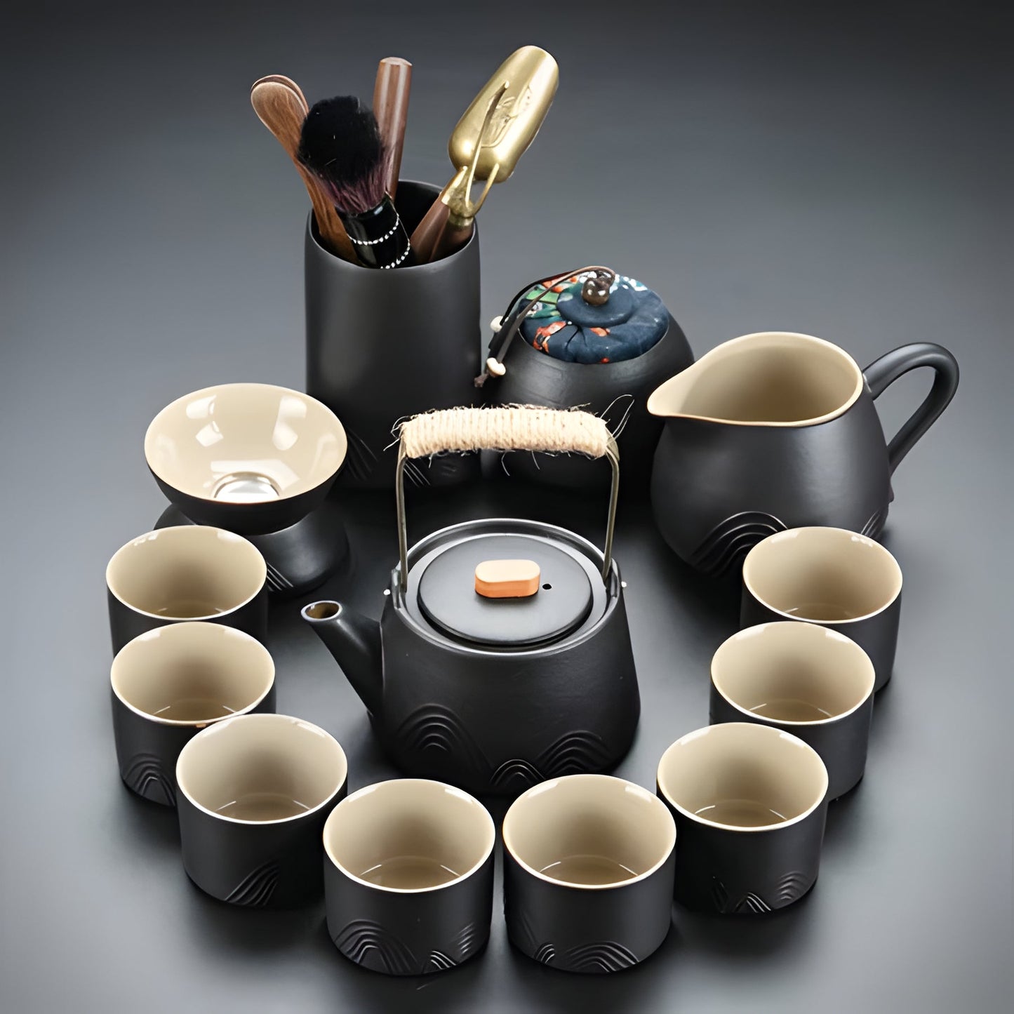 Traditional Chinese Tea Set with Safe Handle Teapot and Cups