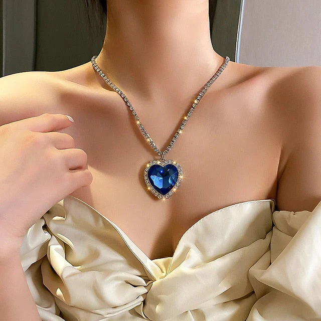 Sparkling Heart Shaped Titanium Necklace - Hehif