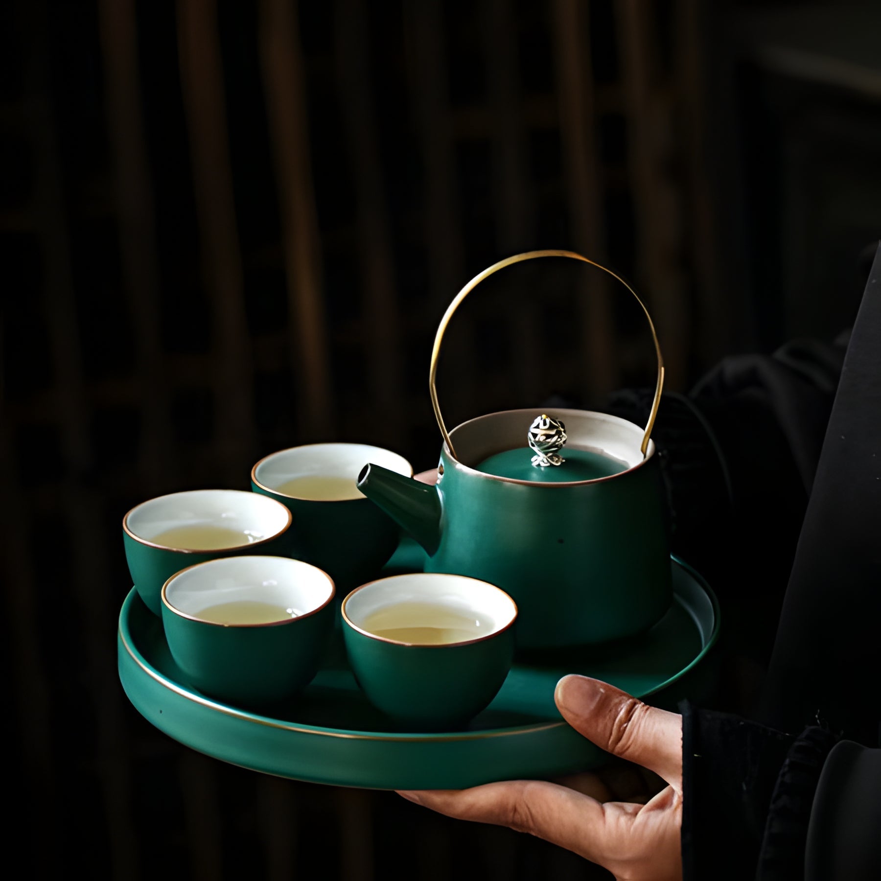 Delicate Chinese Tea Set with Teapot and Cups - Hehif