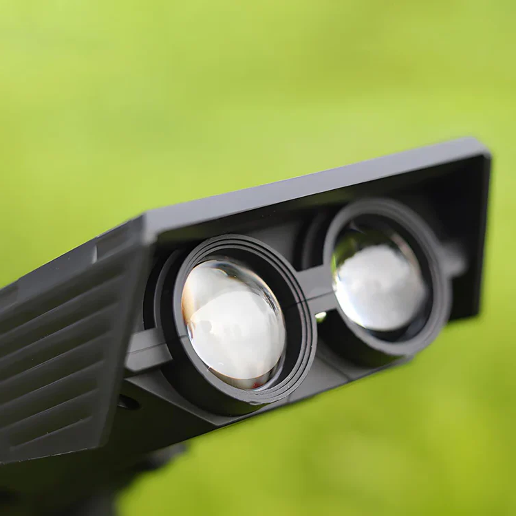 Outdoor LED Solar Powered Color Changing Spot Light