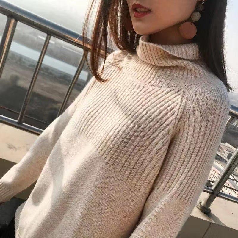 Soft Women's Turtleneck Cashmere Pullover