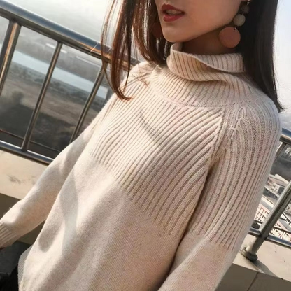 Soft Women's Turtleneck Cashmere Pullover