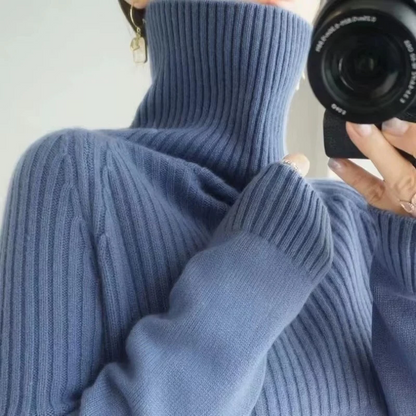 Soft Women's Turtleneck Cashmere Pullover
