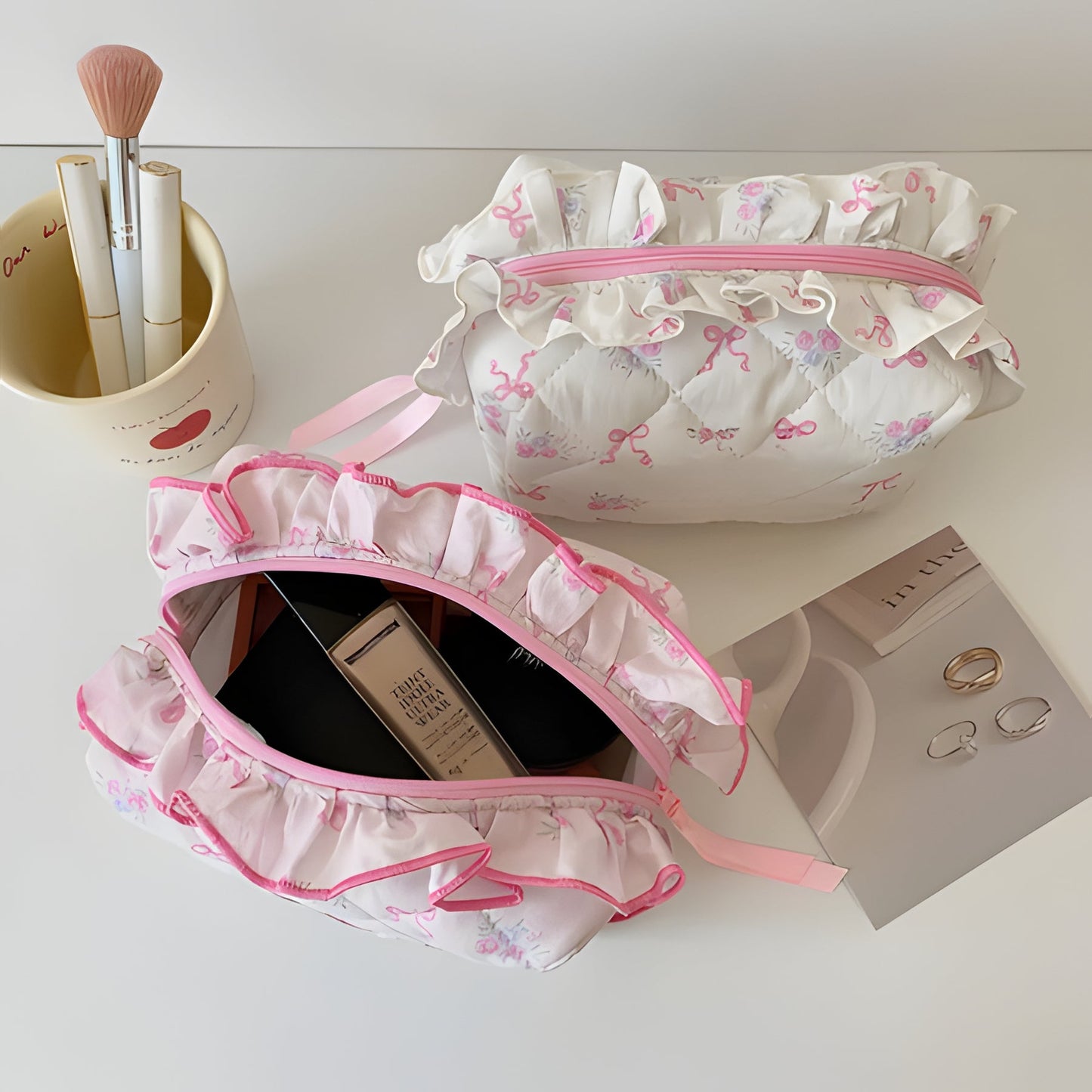 Pretty Floral Cosmetic Purse for Ladies