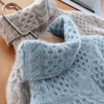 Soft Plaid Crew Neck Cashmere Sweater
