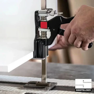 Compact Car Jack for Universal Vehicles