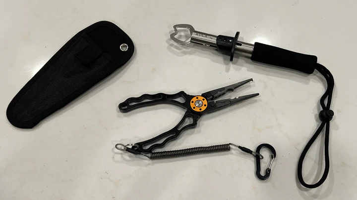 Easy Grip Fish Lip Pliers