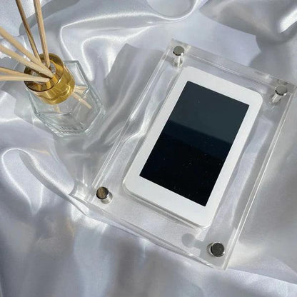 Clear HD Picture Digital Frame