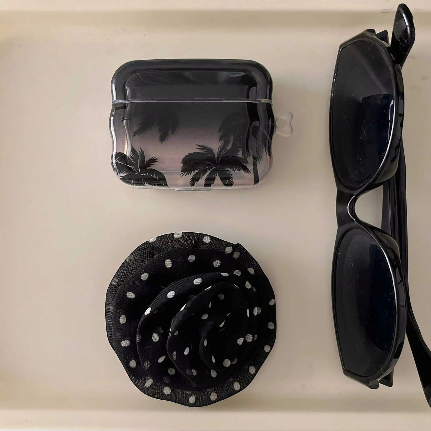 Durable Tropical Wireless Charging Cover for AirPods