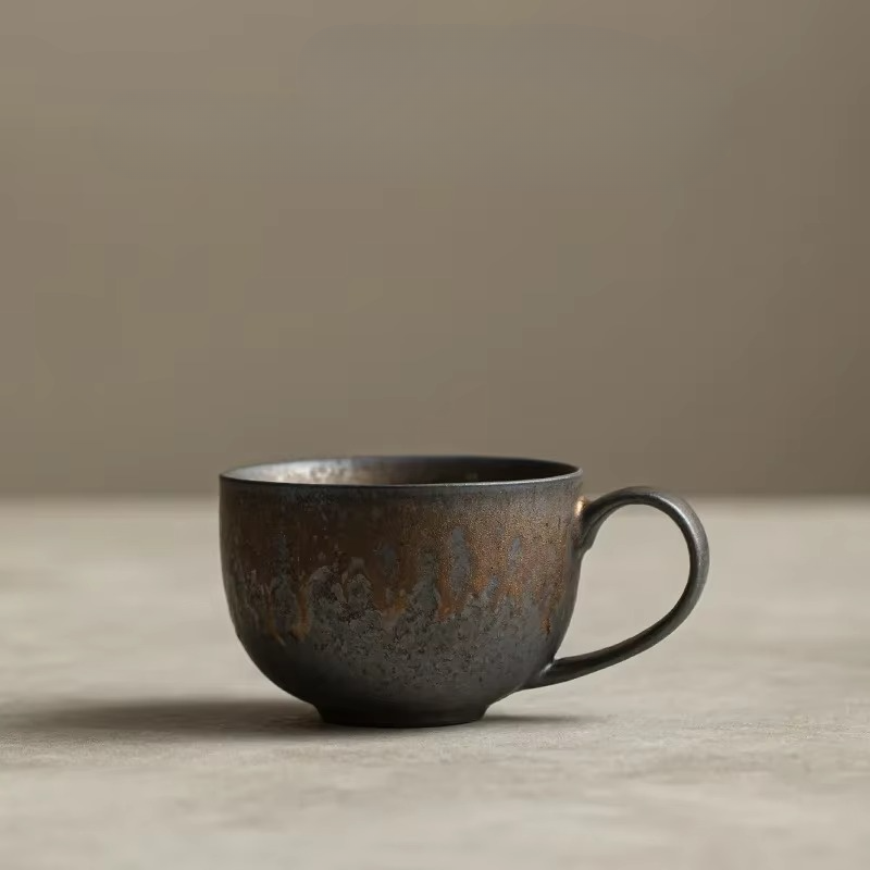 Retro Style Coffee Mug with Earthy Brown Glaze