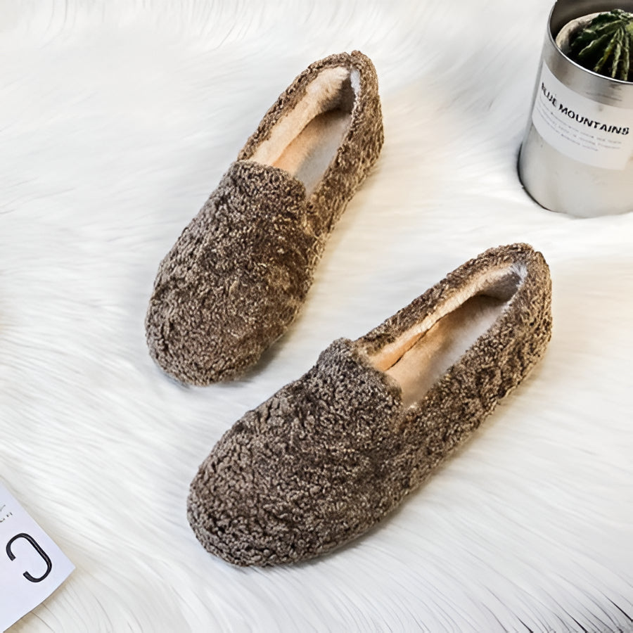 Cozy Women's Slipper Moccasins with Soft Fleece Inside