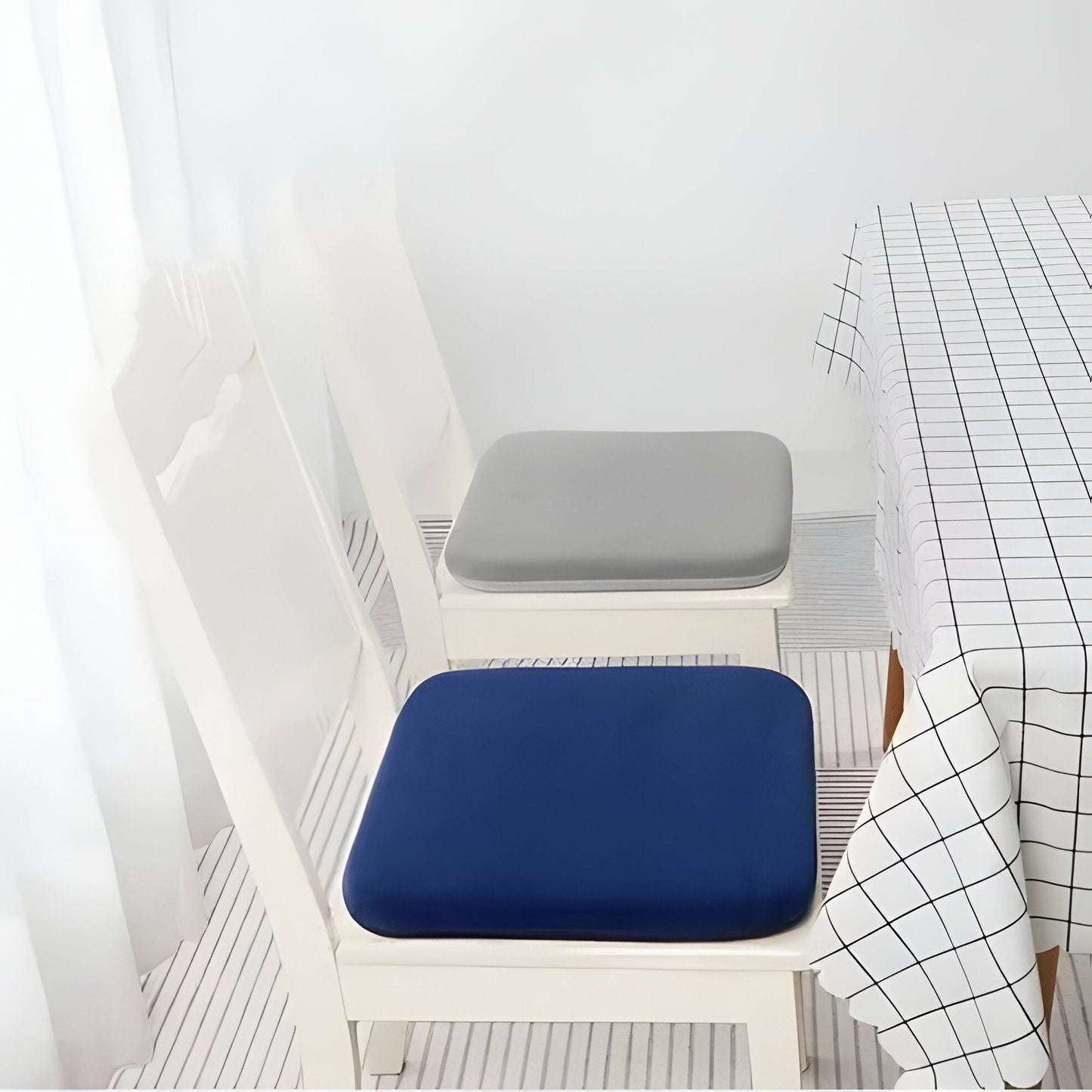 Comfortable Gel Cushion for Back and Tailbone Relief