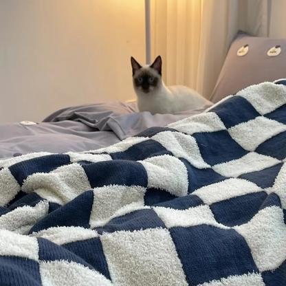 Cozy Plaid Throw Blanket