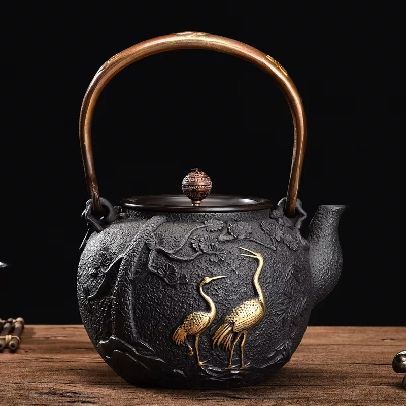 Traditional Cast Iron Japanese Tea Set, 44oz Tea Kettle