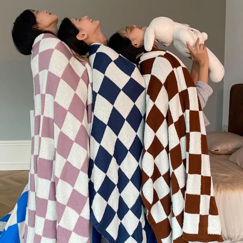 Cozy Plaid Throw Blanket