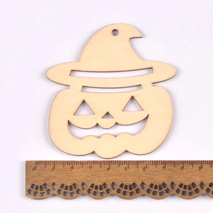 Spooky Wooden Decor Discs for Halloween Crafting