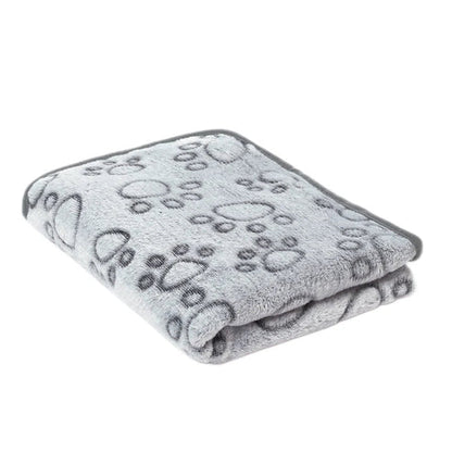 Soft Fleece Pet Throw with Cute Paw Pattern