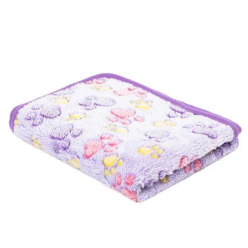 Soft Fleece Pet Throw with Cute Paw Pattern