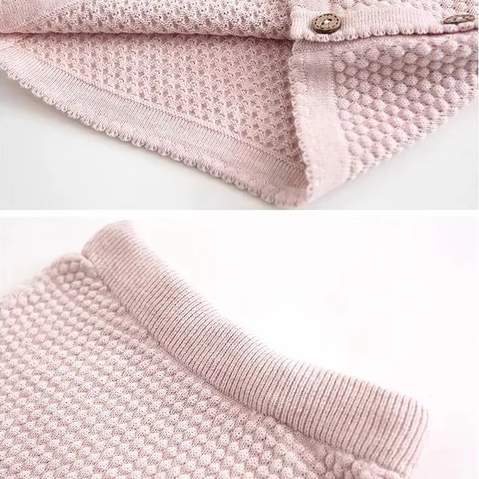 Soft Knit Baby Clothes Set for Autumn and Winter