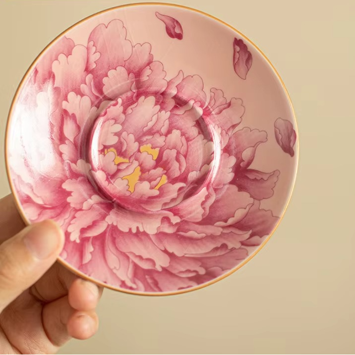Chinese Ceramic Peony Tea Set with Lid