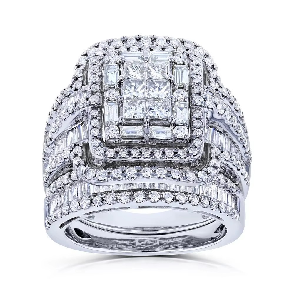 Luxurious White Crystal Wedding Ring Set for Women
