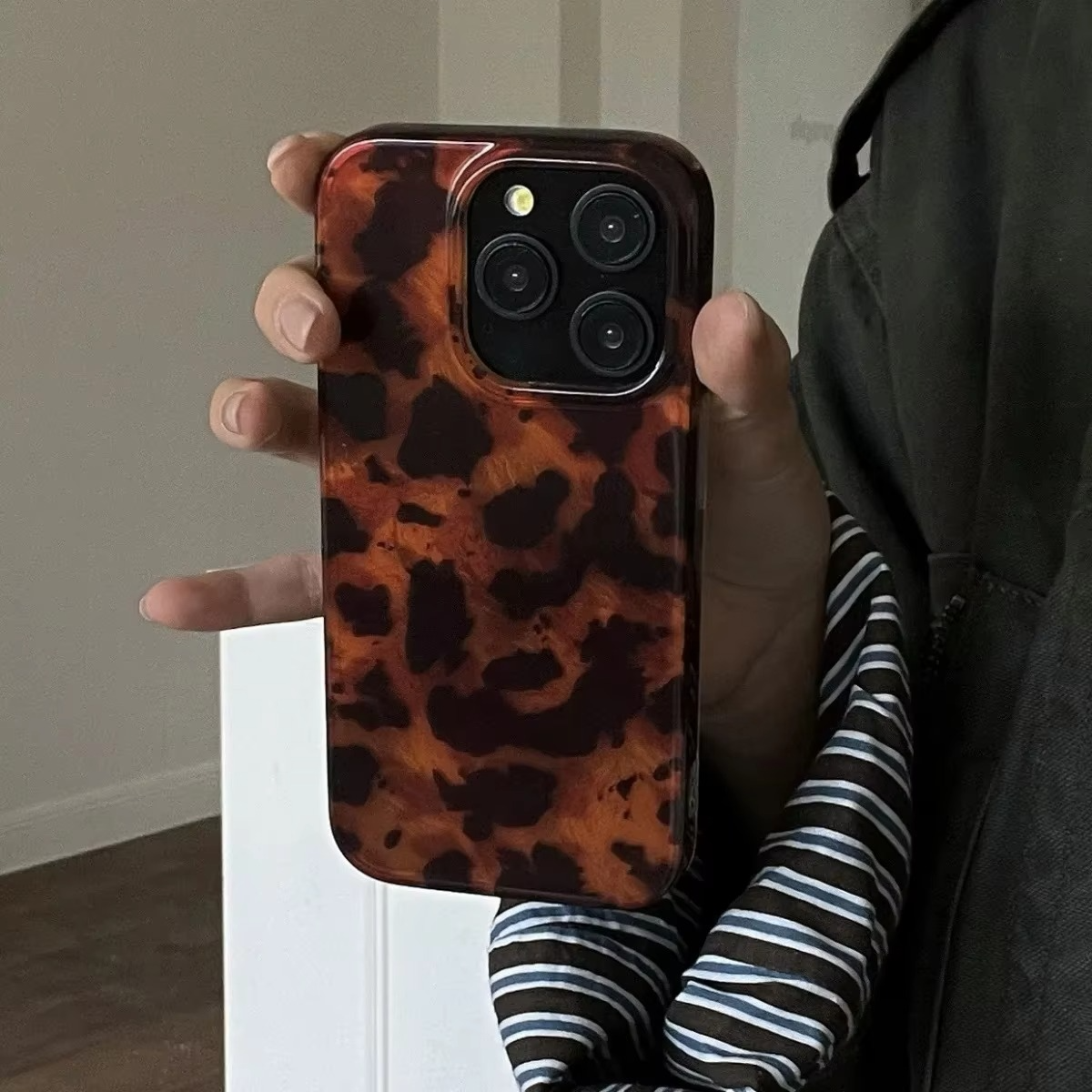 Vintage Yellow Pattern Phone Cover