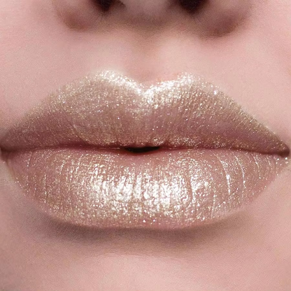 Vibrant Red Shiny Lipstick for Plump Full Lips