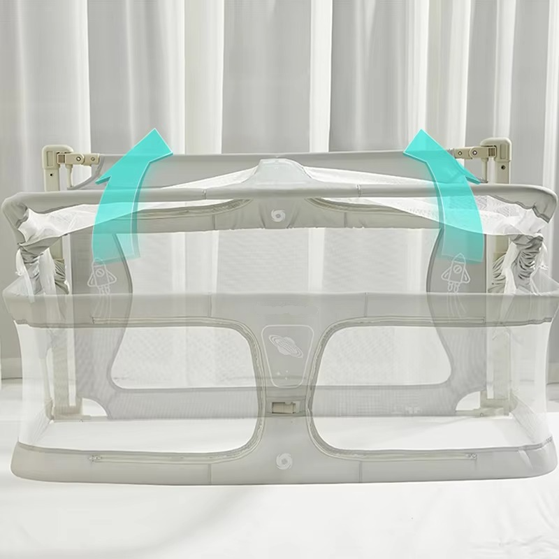 Compact Collapsible Baby Bed with Secure Sides and Airy Mesh
