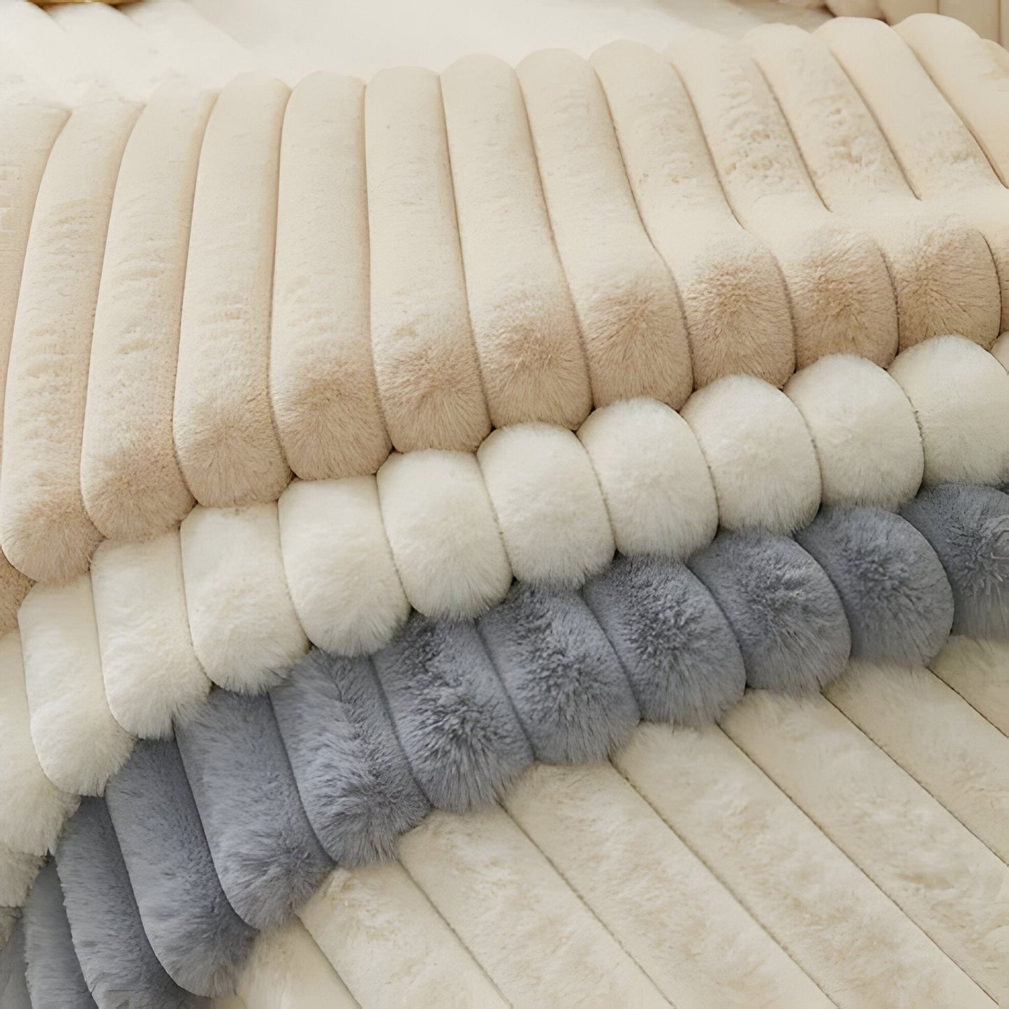Plush Faux Fur Winter Sofa Throw Cover