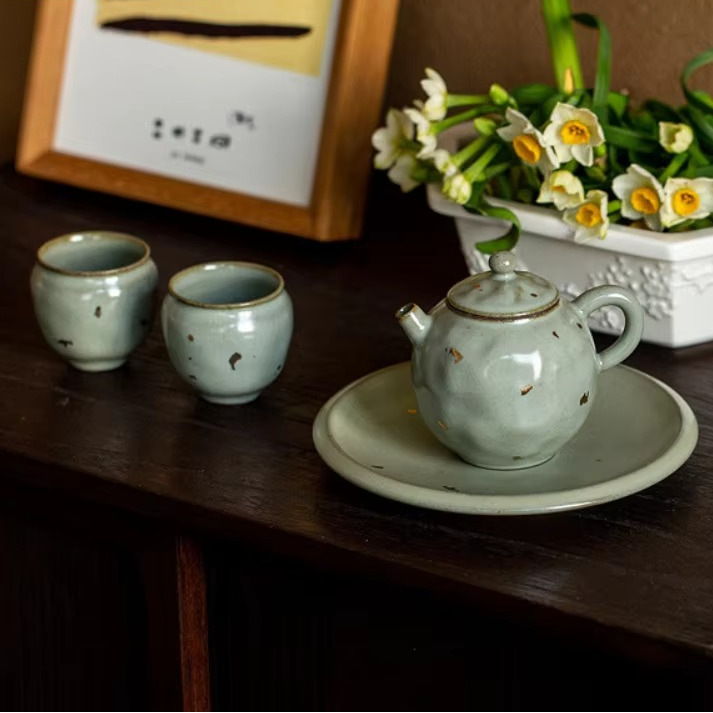 Luxury Gold Ceramic Teapot With Infuser