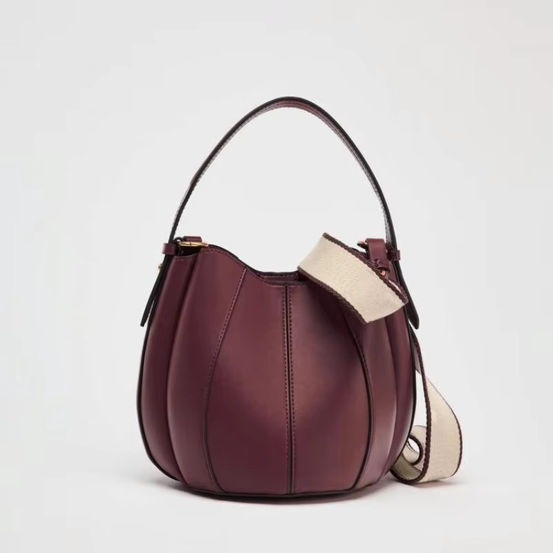 Stylish Tote Shoulder Bag with Detachable Coin Purse