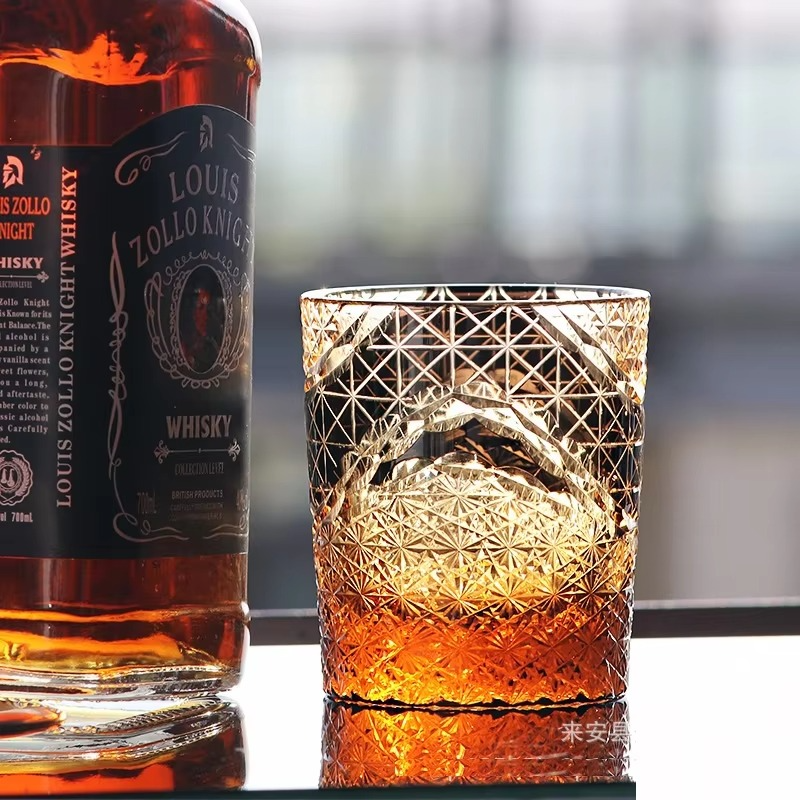 Luxury Cut Crystal Whiskey Glasses Set