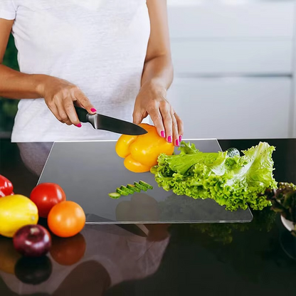 Durable Plastic Easy Grip Cutting Board for Home Kitchen