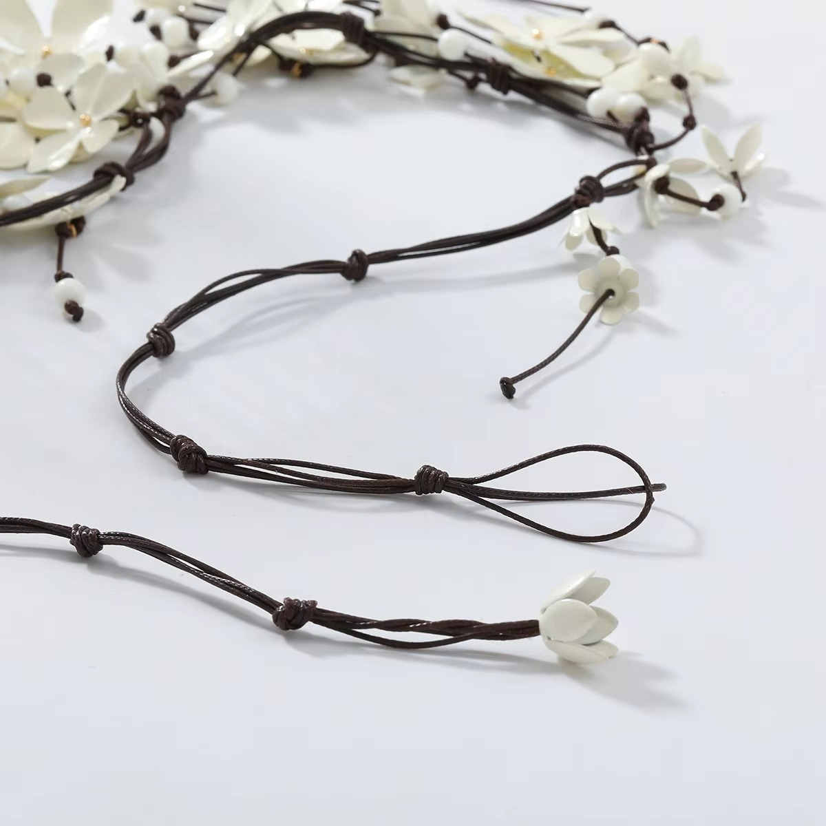 Beautiful Long Beaded Floral Pendant Necklace for Women