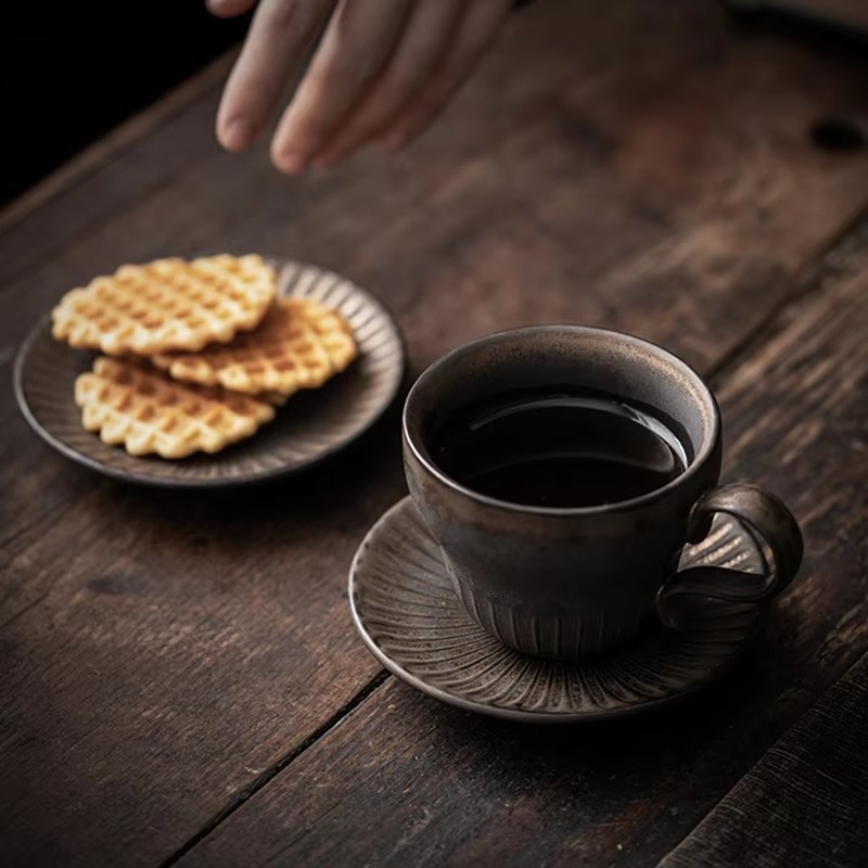 Classic Porcelain Coffee Mug Set with Serving Tray
