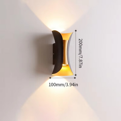 Stylish Outdoor LED Wall Light – Waterproof and Compact