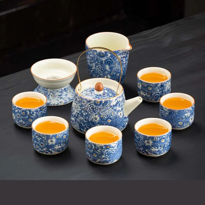 Delicate Chinese Tea Set with Teapot and Cups