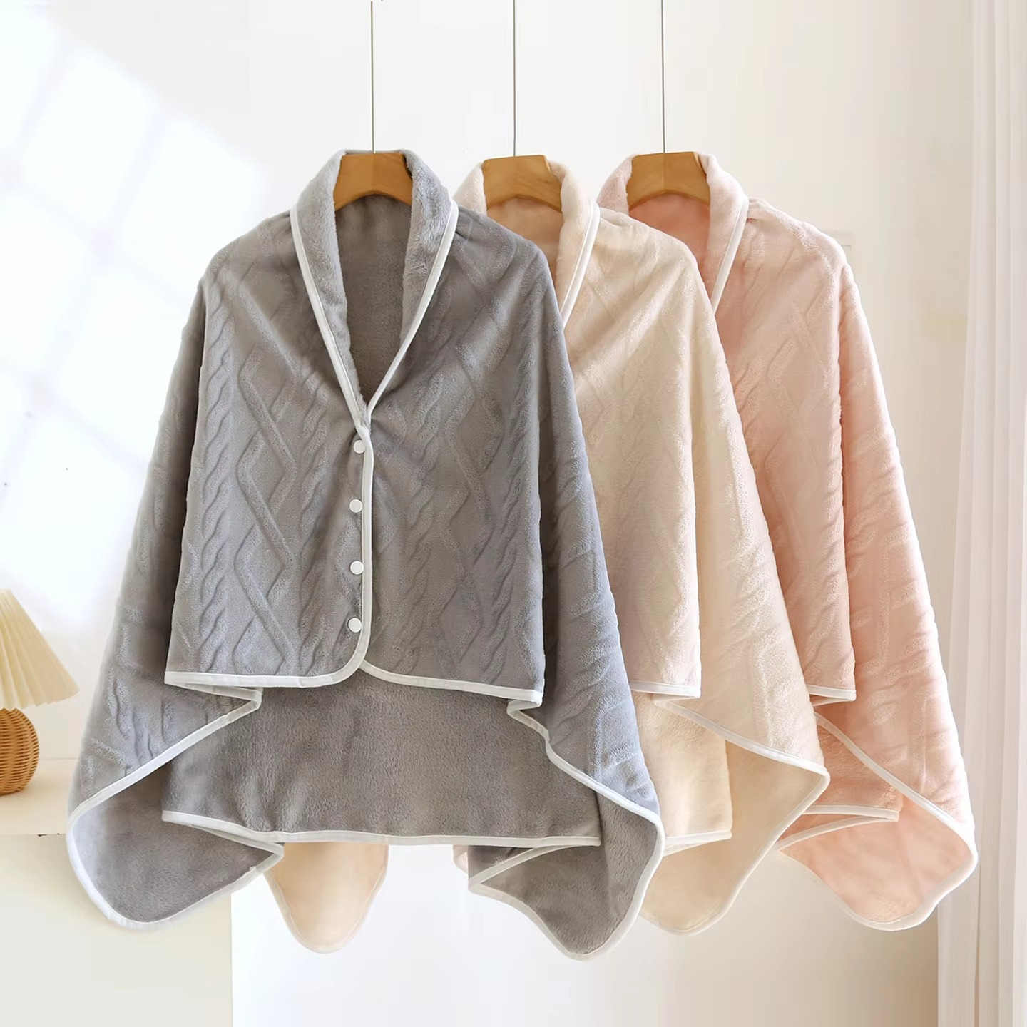 Soft Plush Shawl Blanket for Winter Warmth