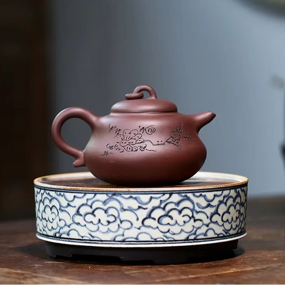 Classic Chinese Teapot With Strainer Infuser