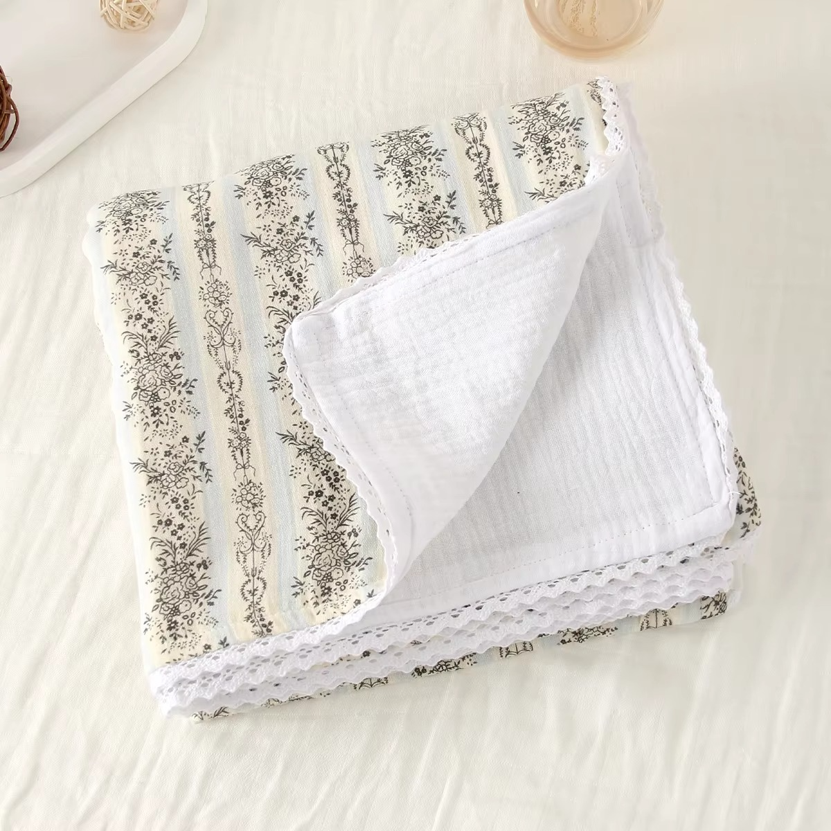 Lightweight Baby Swaddle Wrap Blanket, Gentle Newborn Cover