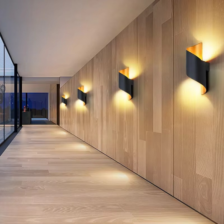 Modern 2-Way LED Outdoor Wall Light