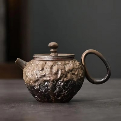 Classic Porcelain Tea Pot with Strainer for Herbal Tea