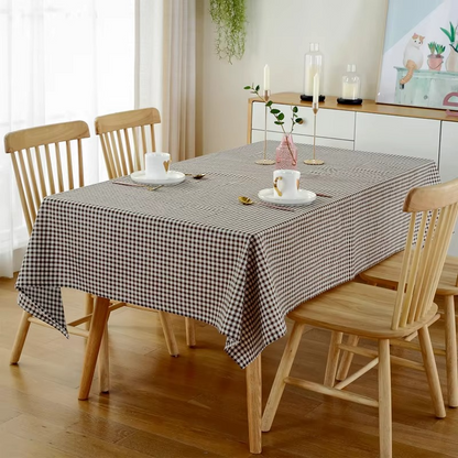 Vintage Plaid Table Cover for Dining and Parties
