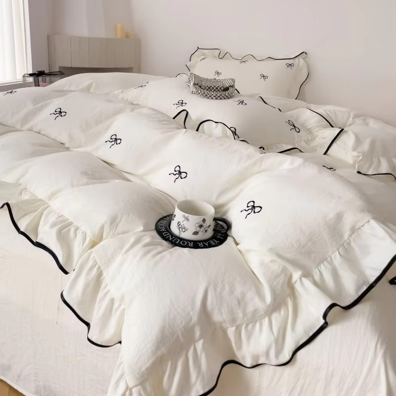 Beautiful Ruffled 3PC Bedding Set with Bow Embroidery