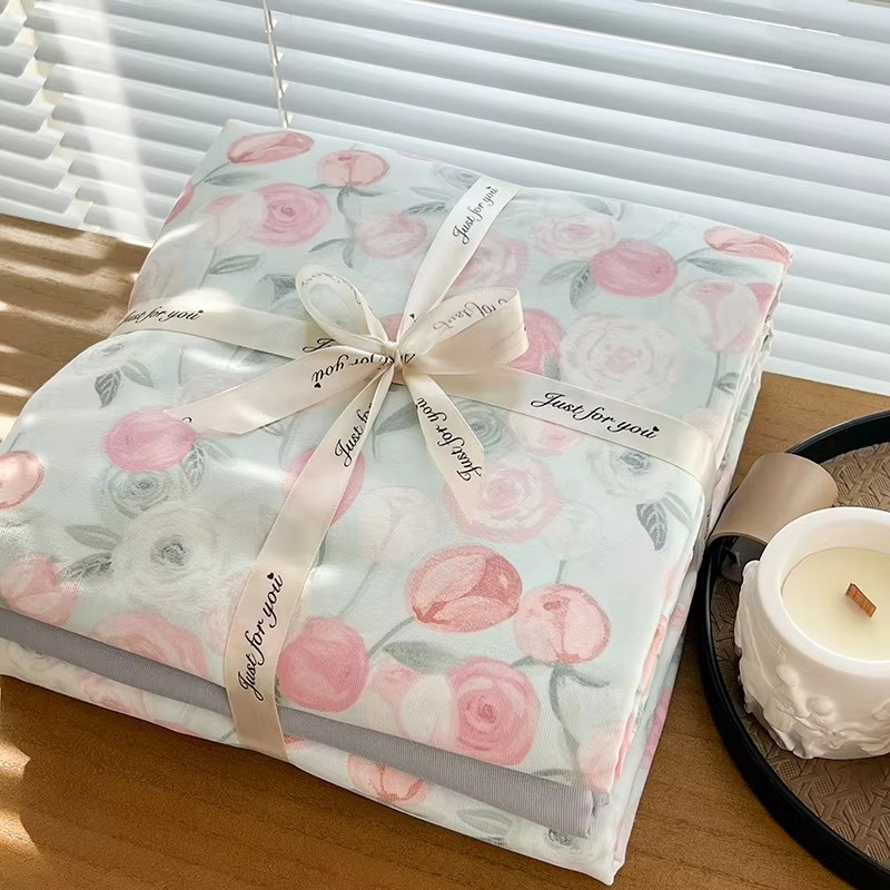 Pretty Patterned Cotton Bed Set with Duvet Cover